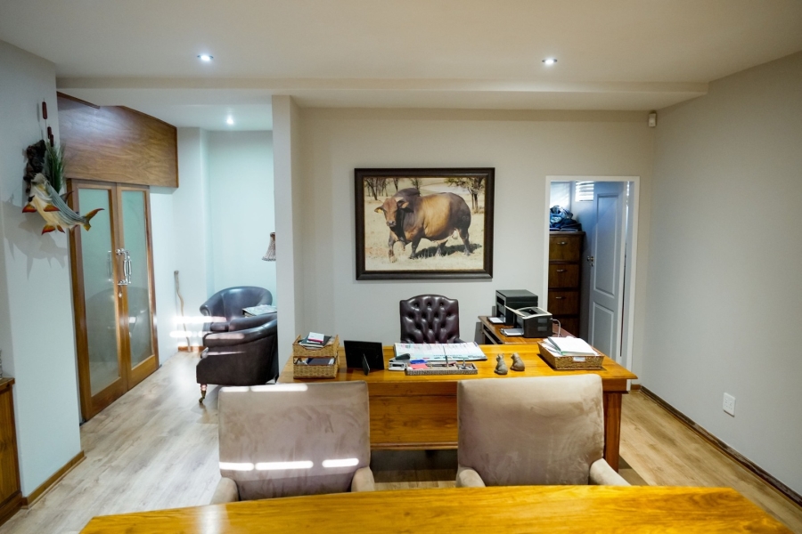 4 Bedroom Property for Sale in Wilkoppies North West